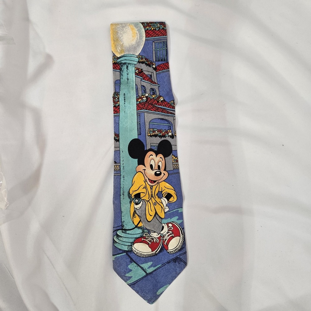 Vintage 90s Disney Mickey Mouse Tie Mickey & Co Atlas Design 4" Wide Novelty